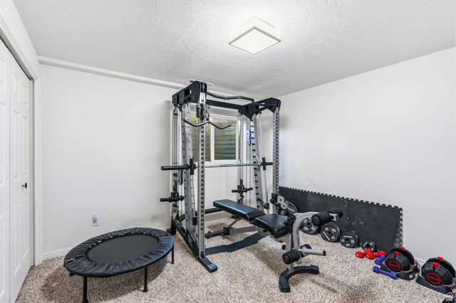 5586 W 10130 N, Highland, UT 84003