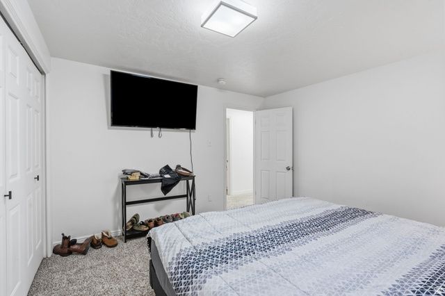5586 W 10130 N, Highland, UT 84003