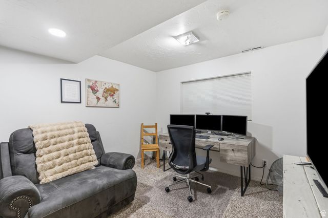 5586 W 10130 N, Highland, UT 84003