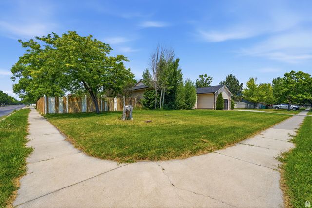 5586 W 10130 N, Highland, UT 84003