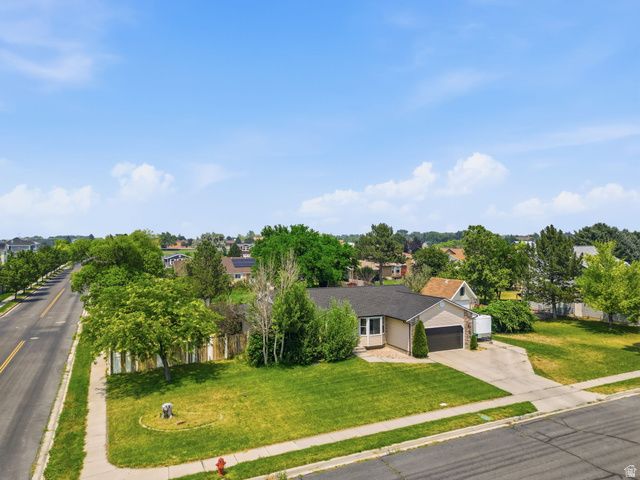 5586 W 10130 N, Highland, UT 84003