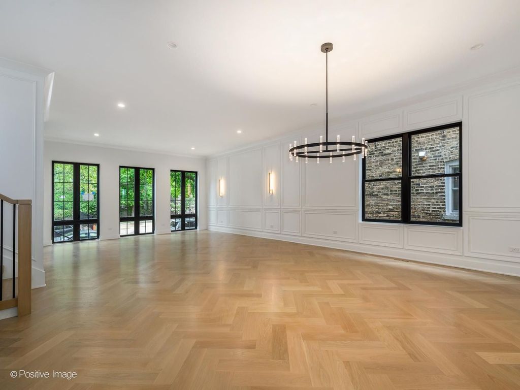 3714 N Claremont Avenue, Chicago, IL 60618 — photo 2