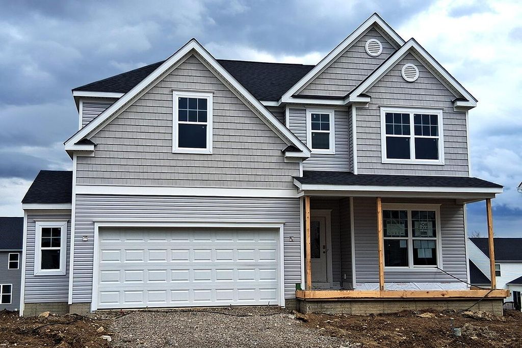 258 Willow Bend Drive, Newark, OH 43055