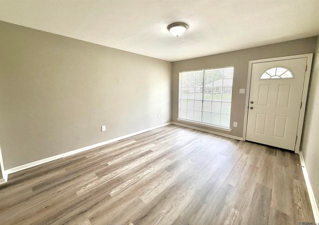 16820 Dahlgren Ave, Baton Rouge, LA 70817