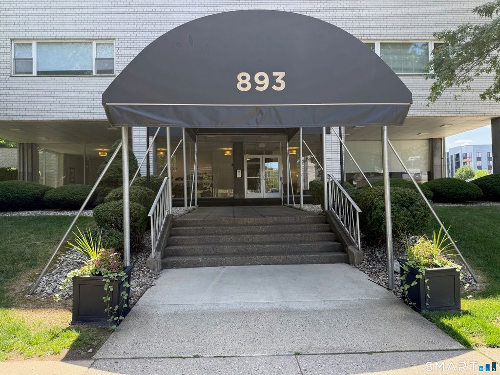 893 Farmington Avenue 1C, West Hartford, CT 06119