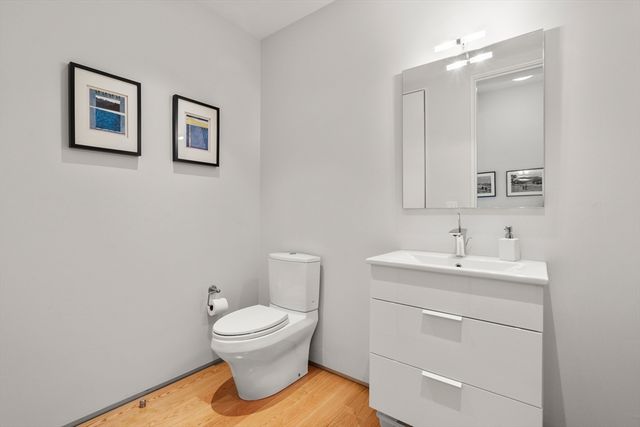 618 E 2nd Street 6, Boston, MA 02127