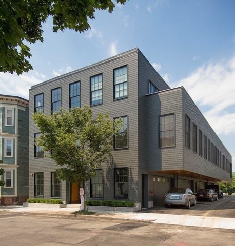 618 E 2nd Street 6, Boston, MA 02127