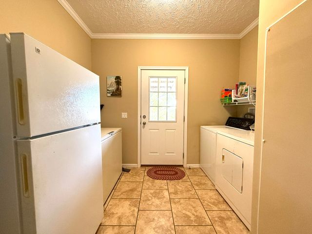 13080 County Road Ee, Cabool, MO 65689