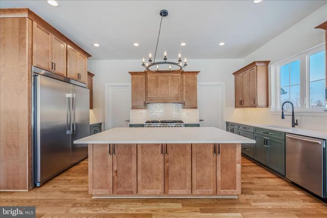 11 MAPLE HILL LANE, Harpers Ferry, WV 25425