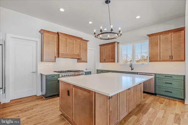 11 MAPLE HILL LANE, Harpers Ferry, WV 25425