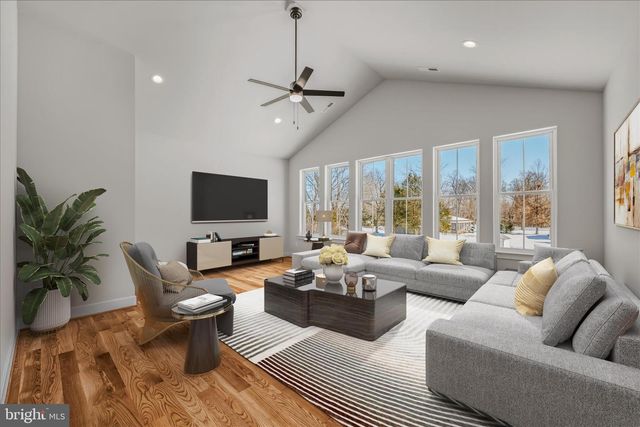 11 MAPLE HILL LANE, Harpers Ferry, WV 25425