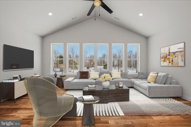 11 MAPLE HILL LANE, Harpers Ferry, WV 25425