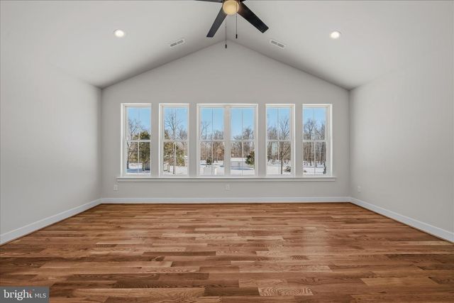 11 MAPLE HILL LANE, Harpers Ferry, WV 25425