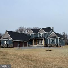 11 MAPLE HILL LANE, Harpers Ferry, WV 25425