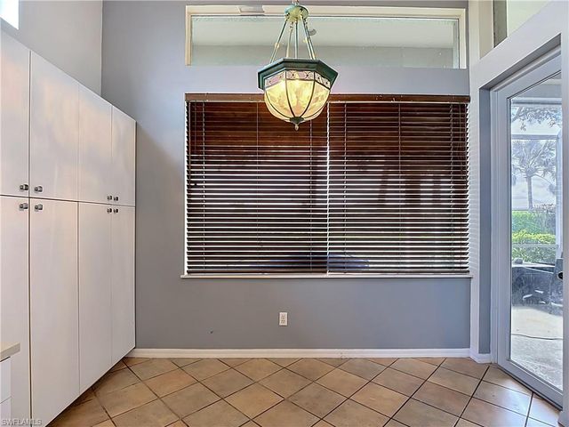 19372 Silver Oak DR, Estero, FL 33967
