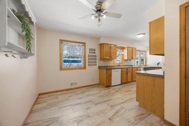 2189 Howard Court, Saint Paul, MN 55119