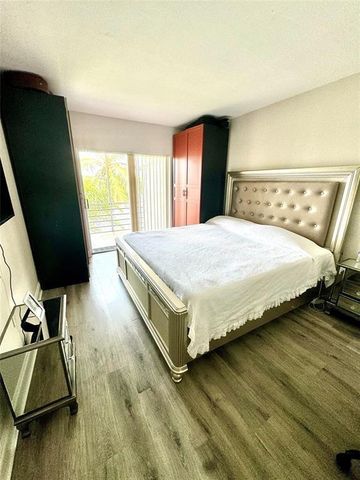 4311 Crystal Lake Drive 213, Deerfield Beach, FL 33064