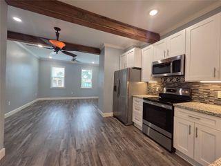 2509 Avenue K 1, Galveston, TX 77551