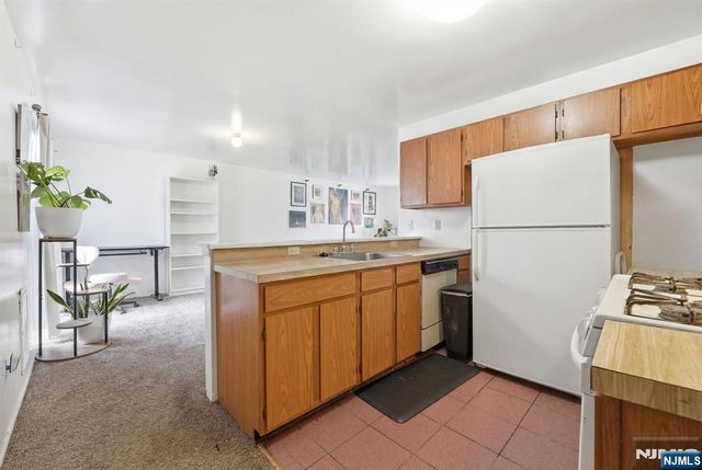 120 Carnegie Place, Vauxhall, NJ 07088