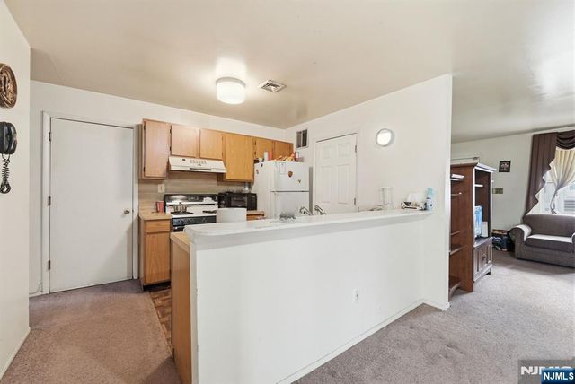 120 Carnegie Place, Vauxhall, NJ 07088