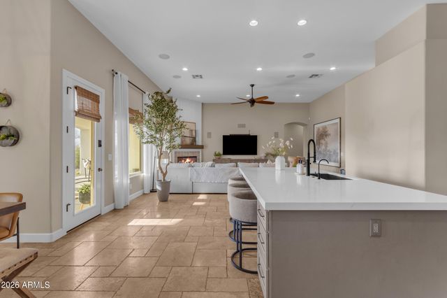 10028 S 27TH Avenue, Laveen, AZ 85339