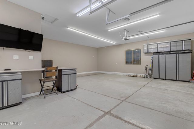 10028 S 27TH Avenue, Laveen, AZ 85339