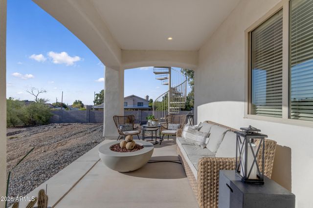 10028 S 27TH Avenue, Laveen, AZ 85339