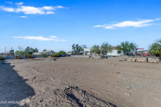 10028 S 27TH Avenue, Laveen, AZ 85339