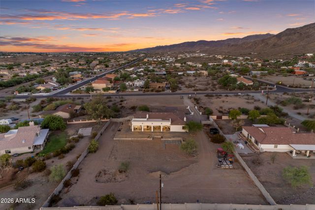 10028 S 27TH Avenue, Laveen, AZ 85339
