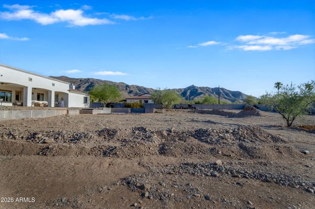 10028 S 27TH Avenue, Laveen, AZ 85339