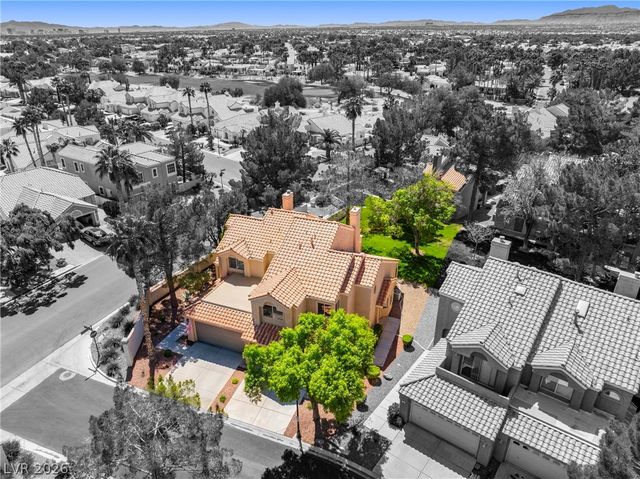 5305 La Patera Lane, Las Vegas, NV 89149