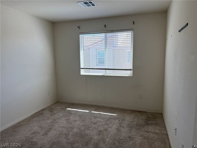 2642 Wimbledon White Court, North Las Vegas, NV 89086