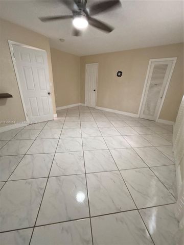 839 S Highland Dr Right, Hollywood, FL 33021