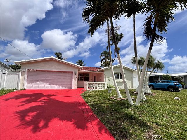 839 S Highland Dr Right, Hollywood, FL 33021