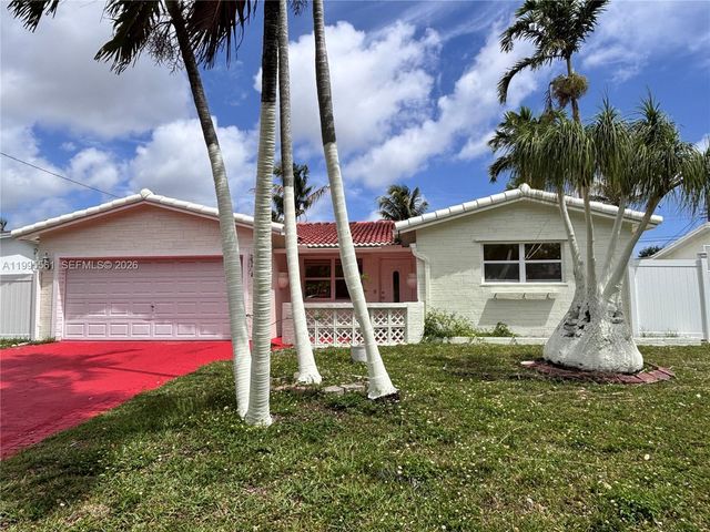 839 S Highland Dr Right, Hollywood, FL 33021