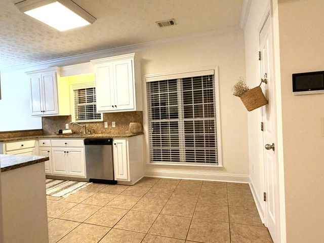 73 Lee Road 2123, Phenix City, AL 36870