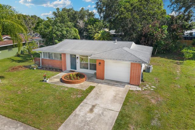 171 SW Ulman Avenue, Port St. Lucie, FL 34983