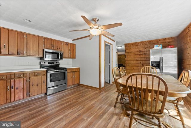 433 CORNWALL DR, Ruther Glen, VA 22546