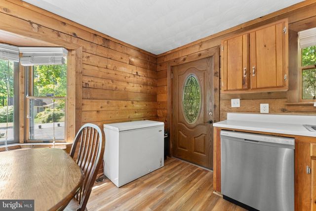 433 CORNWALL DR, Ruther Glen, VA 22546