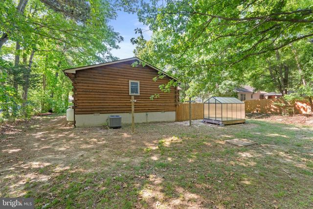433 CORNWALL DR, Ruther Glen, VA 22546