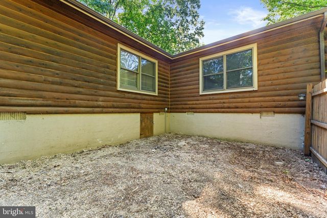 433 CORNWALL DR, Ruther Glen, VA 22546