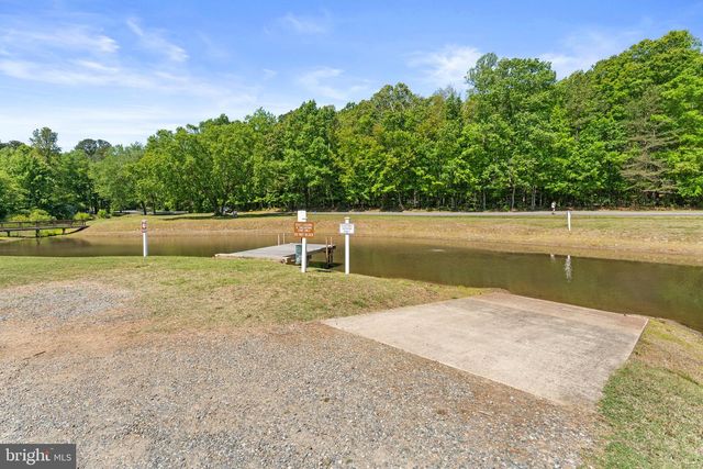 433 CORNWALL DR, Ruther Glen, VA 22546