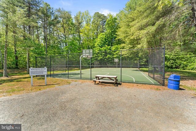 433 CORNWALL DR, Ruther Glen, VA 22546