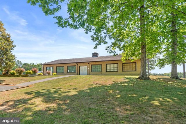 433 CORNWALL DR, Ruther Glen, VA 22546