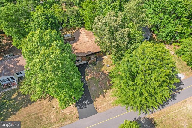 433 CORNWALL DR, Ruther Glen, VA 22546