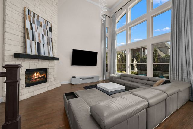 2353 Flat Creek Road, Frisco, TX 75036