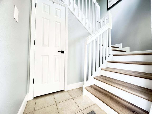 2808 Amalei Drive 110, Palm Beach Gardens, FL 33410