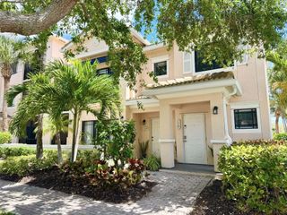 2808 Amalei Drive 110, Palm Beach Gardens, FL 33410