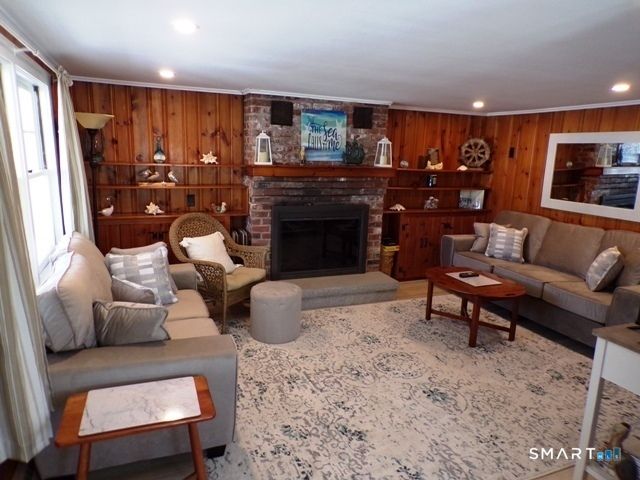 64 Washington Avenue, Old Lyme, CT 06371