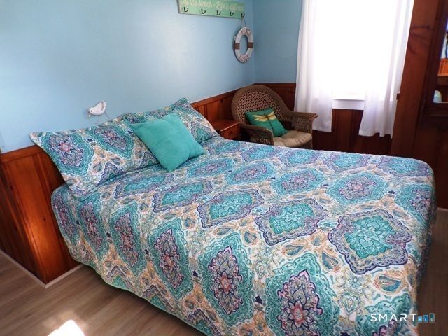 64 Washington Avenue, Old Lyme, CT 06371